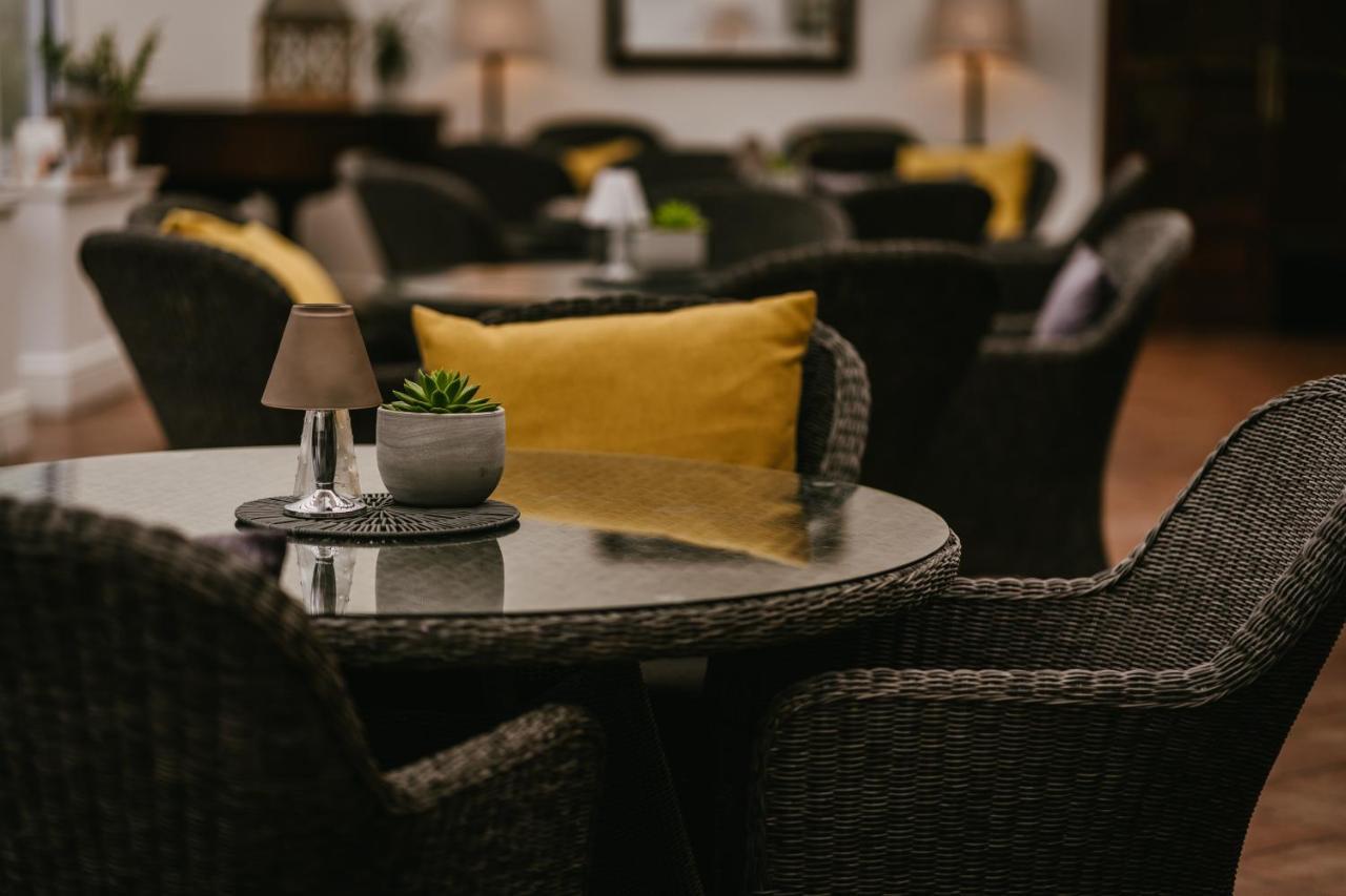 Rowton Hall Hotel And Spa Chester Zewnętrze zdjęcie